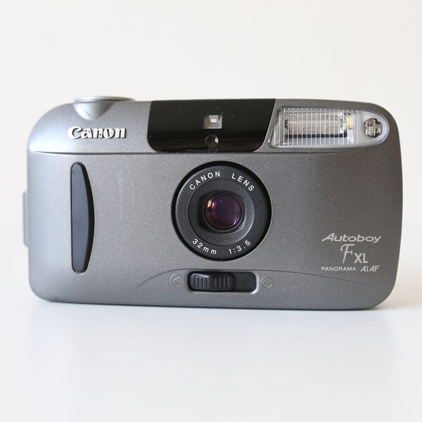 Canon Sure Shot Sleek (Prima Mini II/Autoboy F XL), 32mm f/3.5 Lens - film tested and fully working Compact, Point and Shoot Gift idea