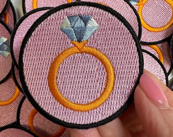 Diamond Ring Iron-On Patch: Bride-to-Be Wedding Patches (6cm)
