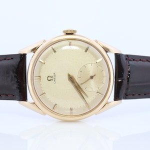 Omega Watch. Authentic Mens Omega Mechanical 266cal Wristwatch. Omega 1950s Reference 2743 - 1  33mm