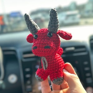 Small Goat Plushie