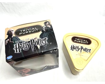 NIB World of Harry Potter Trivial Pursuit Game 600 ?'s 2 Plus Players Ages 8+