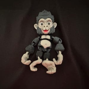 Articulated 3D Printed Gorilla – Playful Hanging Jungle Companion