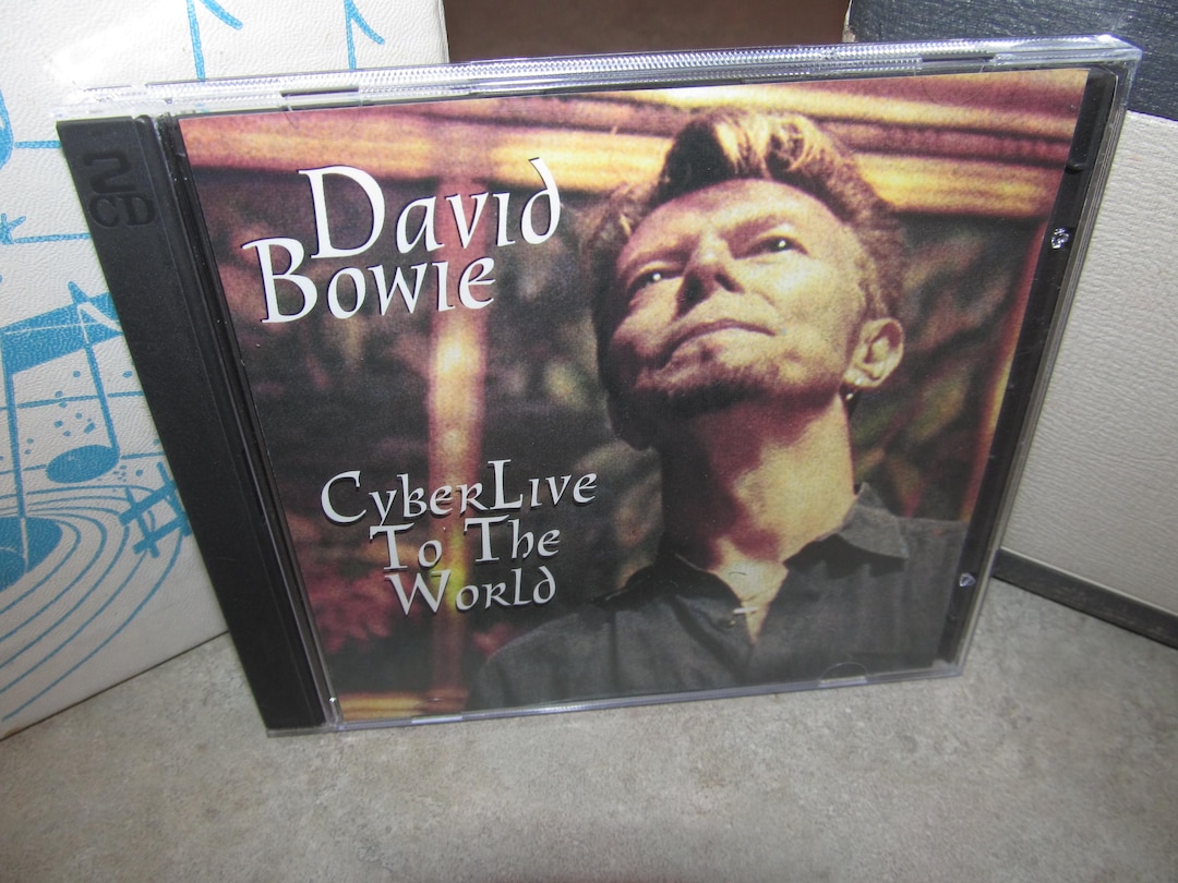 David Bowie - Very Rare 2 CD Set - Cyber Live to the World - Boston ...