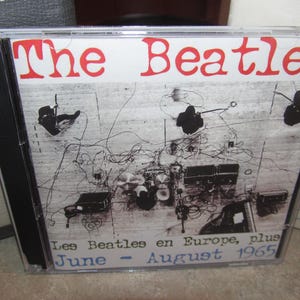 The Beatles - Very Rare 2 CD Set - Live: Les Beatles En Europe - Fan Created - NM!