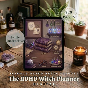 Puede incluir: Un planificador digital en una tableta con temática de brujas. La pantalla muestra un diseño de estantería con elementos interactivos, incluyendo libros, pociones y una brújula. El texto en la pantalla dice "The ADHD Witch Planner" y "228 Pages".