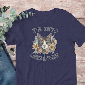 Funny Tattoo Lover Shirt Cat Lover T-Shirt Cats and Tats T-Shirt Tattoo Artist Gift Cute Cat Tshirt Gift for Cat Mom Cat Dad XS–5X Adult