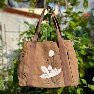 Lotus flower hand-painted shoulder bag, handbags women unique, hand painted canvas bags, shoulder bag, painting tote bag zdjęcie 1