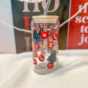 Feliz Navidad 16oz Glass can, Mexican Christmas, Mom Gift, Latinx tumbler, Navidad Cup, Spanish Cups, Holiday tumbler, Festive Ornament mug