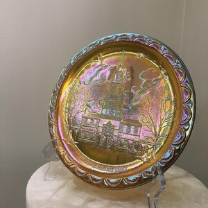 Set of 3 Vintage Irisdecent United States of America Bicentennial Commemorative Plates / Liberty Bell / Independence Hall / Made in USA