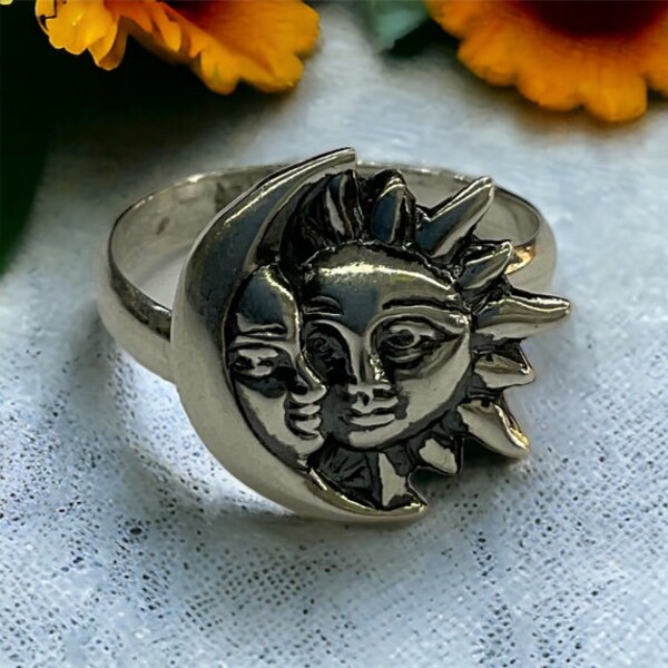 Mexican silver .925 sun and moon ring