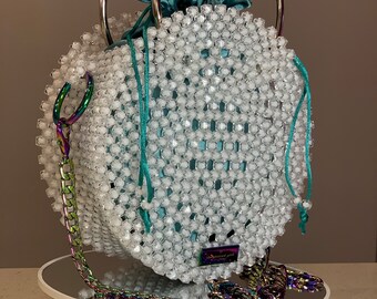 Crystal handbag made of beads