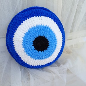 Oreiller mauvais œil grande taille oreiller en peluche décoratif bleu oreiller mauvais œil en tricot oreiller cadeau pour elle image 3