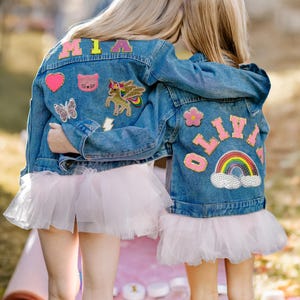 Chaqueta vaquera personalizada para niños, chaqueta vaquera con letras de chenilla personalizada para niñas pequeñas, chaqueta con parche para niños con nombre, regalo de cumpleaños para niños pequeños