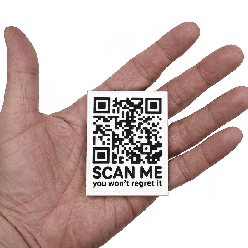 Patch Morale In PVC Con QR Code 'Scan Me' - Rick Roll - Divertente, Tattico, Per Zaino, Giacca, Attrezzatura Militare, 9,1x5,1 Cm