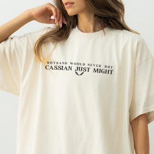 Shirt Cassian, ACOTAR Merch, Cassian, Sarah J Maas, Book Boyfriend, Team Bat Boys, leesgrage T-shirt, Night Court, T-shirt Romantasy, T-shirt Nessian