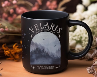 Velaris Kaffeetasse, Stadt des Sternenlichts, ACOTAR Merch, Nachtgericht Becher, Gericht der Träume, Rhysand-Zitate, Sarah J Maas Kleidung, Buch-Liebhaber-Geschenk