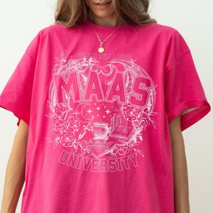 Sarah J Mass シャツ、ACOTAR シリーズ、SJM Comfort Colors、Crescent City グッズ、Throne of Glass シャツ、Velaris T シャツ、Book Lover Apparel