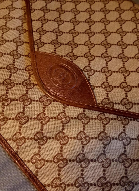 Authentic, GUCCI, Like New, Portfolio, Document, … - image 3