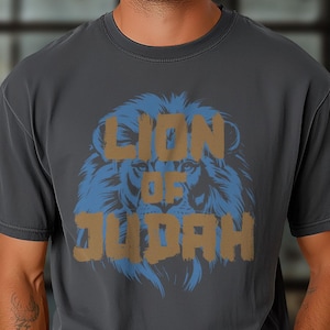 Comfort Colors Lion of Judah Christian Shirt Bible Verse Shirt Jesus Christian Apparel Christian Streetwear King of Kings Church Shirt