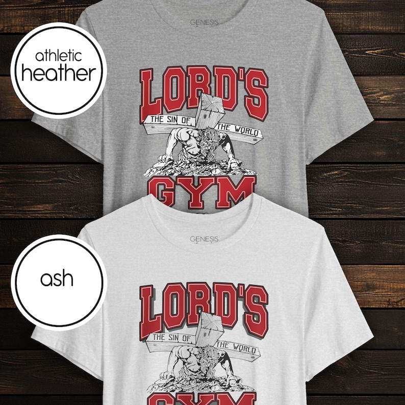 Puede incluir: Dos camisetas de manga corta en colores gris jaspeado atl&eacute;tico y gris ceniza. Cada camiseta presenta un estampado gr&aacute;fico con el texto rojo "LORD'S GYM" y una ilustraci&oacute;n en blanco y negro de una figura cargando una cruz de madera con el texto "THE SIN OF THE WORLD".