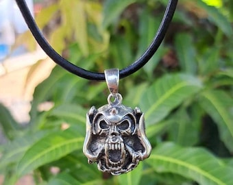 motorhead pendant war.pig snaggletooth, made from 925 sterling silver
