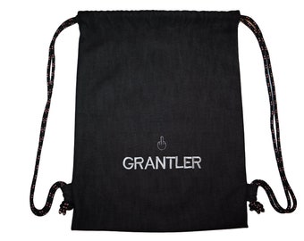 GRANTLER con mini dito puzzolente, borsa da palestra ricamata con dito medio, borsa grigia non stampata, zaino regalo divertente Made in Bavaria