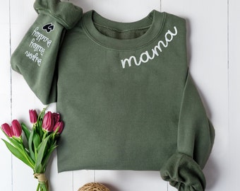 Sweat-shirt maman personnalisé, pull maman minimaliste, sweat-shirt maman brodé personnalisé avec nom de l'enfant sur la manche, cadeau de fête des mères pour maman