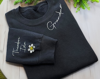 Sudadera de mamá bordada personalizada con nombre de los niños en la manga, suéter de mamá minimalista, sudadera de mamá personalizada, regalo del Día de las Madres para mamá