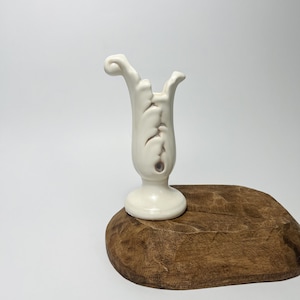 Vintage Red Wing Candle Holder Ivory Cream Rumrill Ancanthus Leaf