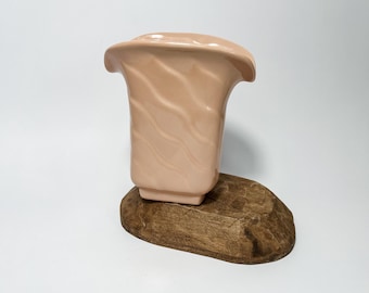 Vintage Pottery Vase MCM Mid Century Retro shape wavy ridges Pink Salmon