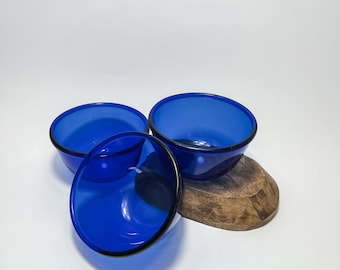 Vintage Arcoroc Cobalt Blue Glass Serving or Mixing Bowl Rolled Rim Made in France