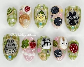 Uñas postizas 3D de Totoro: Arte de uñas de Ghibli Jiji y Soot Sprite