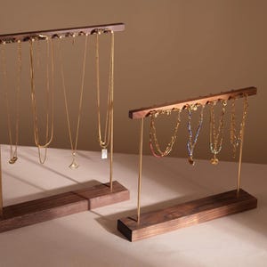 Supporto per collana in noce - Supporto per braccialetti in legno / Organizzatore per esposizione gioielli per boutique, vanità, accessori per fotografia, regalo per amanti dei gioielli per lei