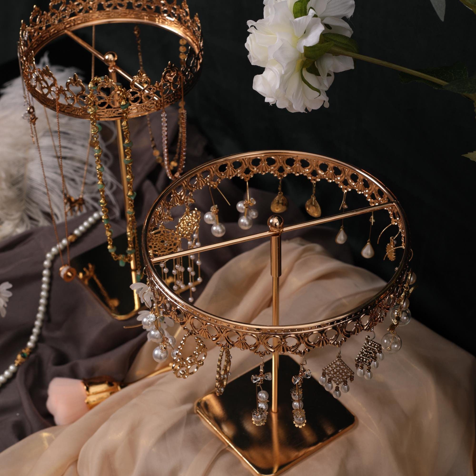 Rose Gold Jewelry Display Stand Organizer Rotatable Luxury Necklace Hanger Earring Holder Bracelet Elegant Jewelry Holder Boutique Store