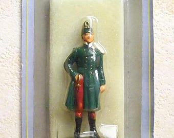 Starlux Figurines. &quot;Officer Van de Jagers&quot; Authentic Tin Soldier. Scale: 1/32.