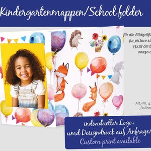 Carpeta de fotos escolar con paspartú con imagen frontal "Globos" para fotos de 13 x 18 a 20 x 30 cm, cartón resistente de 300 g/m2, carpeta para guardería, carpeta para después de la escuela, sin plástico