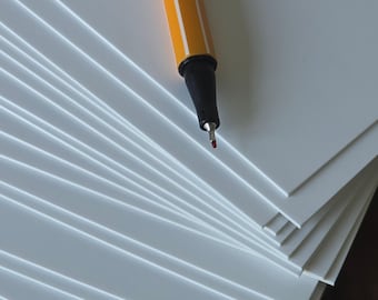 10 Stück 0,88 mm blanko ATC ACEO KAKAU 6,3x8,9cm. Karten weiss, gussgestrichen extrem stabil und dick Künstlerpapier bulk