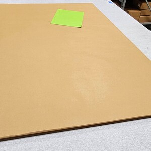 Carta kraft da 80 g/m² GRANDI FORMATI Carta Natron carta naturale marrone rigata otticamente perfetta per laser + calligrafia formati da DINA2 a DINA0 90 x 125 cm!