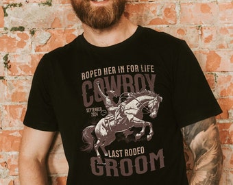 Personalisiertes Bräutigam-Cowboy-T-Shirt, zukünftiger Ehemann, Geschenkbox, Western-Grafik-T-Shirt, Land-Verlobungsgeschenk für den Bräutigam, Hemd, letztes Rodeo von der Braut