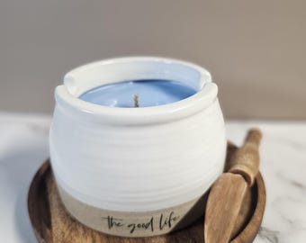 Vela de cerámica de cera de soja Blueberry Mornings de 11 oz