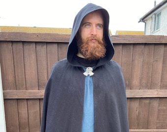Hooded Half Cloak in Cotton Flannel for LARP, Reenactment, Cosplay