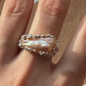 Unique Baroque Pearl Ring, Sterling Silver, Organic Design, pearl skull ring, One of a Kind Jewelry, Handmade, forest ring, sea ring, nature