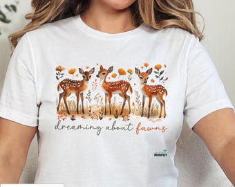 Cottagecore Fawn T-shirt: T-shirt met Scandinavische boskunst, veganistisch cadeau