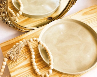 Round Cement Tray: Nordic Kitchen Decor, Industrial Centerpiece