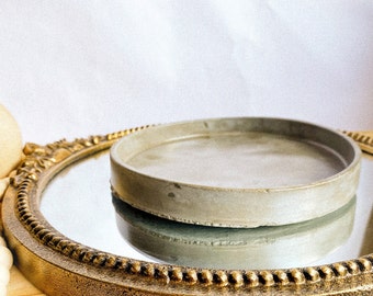 Modern Concrete Tray: 6&quot; Nordic Style Cement Catchall