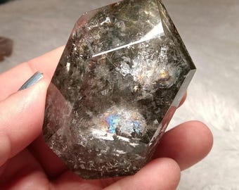 大きなガーデンクォーツクリスタルカットのフリーフォーム