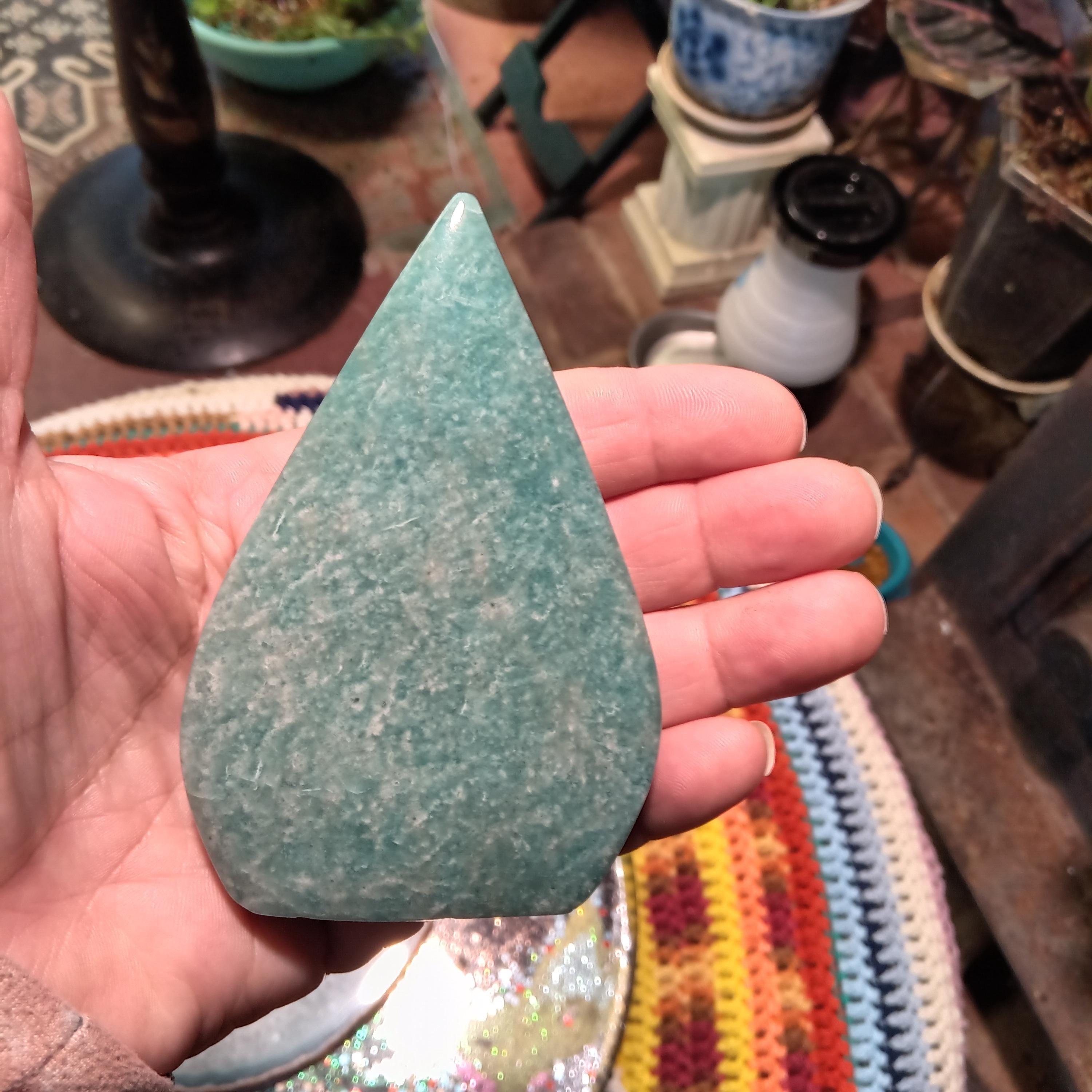 アマゾナイトの涙型研磨済み 4 x 2.5 インチ展示用ピース - Etsy 日本