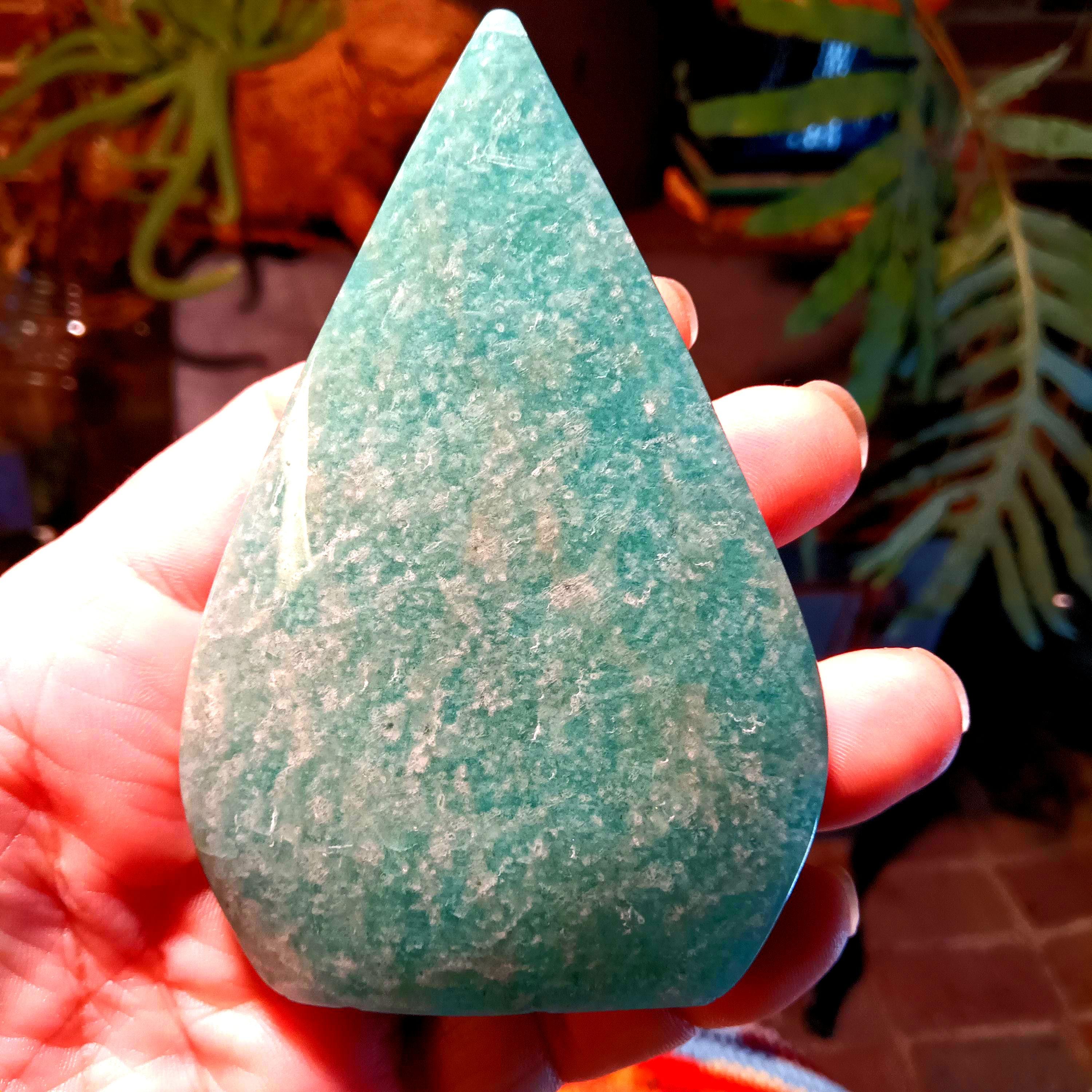 アマゾナイトの涙型研磨済み 4 x 2.5 インチ展示用ピース - Etsy 日本