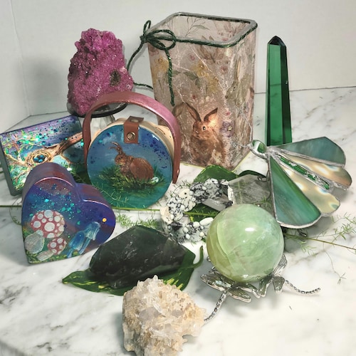 アマゾナイトの涙型研磨済み 4 x 2.5 インチ展示用ピース - Etsy 日本