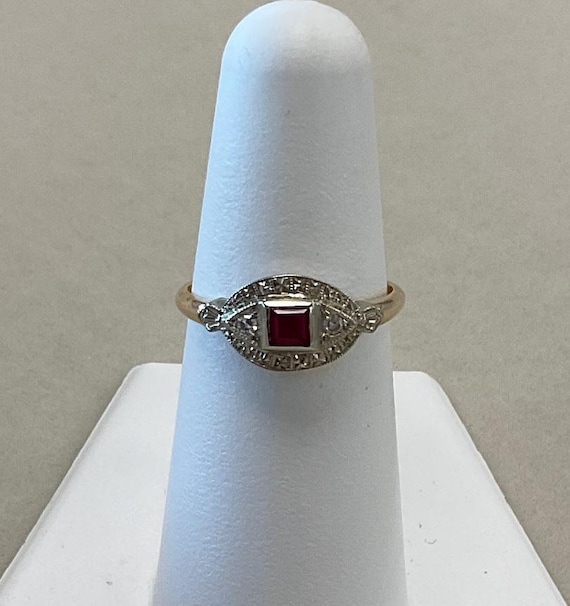 Vintage 14k eye motif 2 tone oval shape ruby ring. - image 1